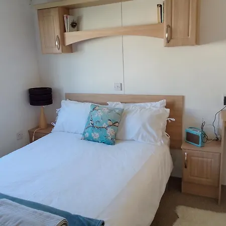 Private Caravan Situated At Parkdean Holiday Resort St Margaret'S At Cliffe Number 18 Exterior photo